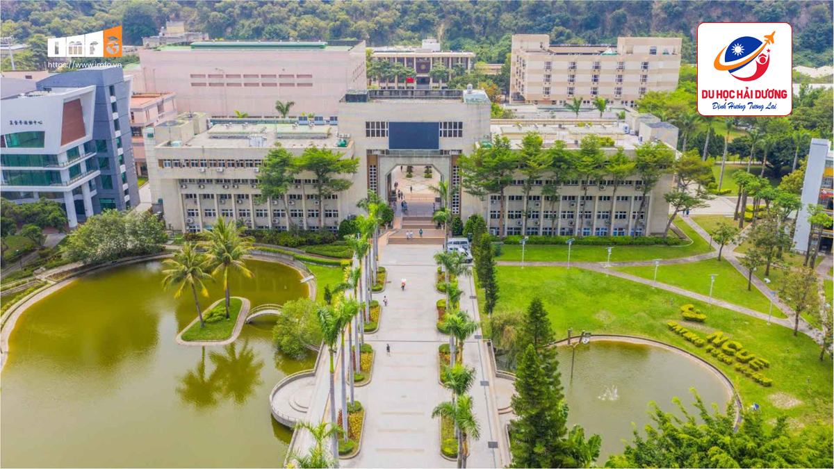 Toàn cảnh trường đại học Quốc lập Chương Hoá