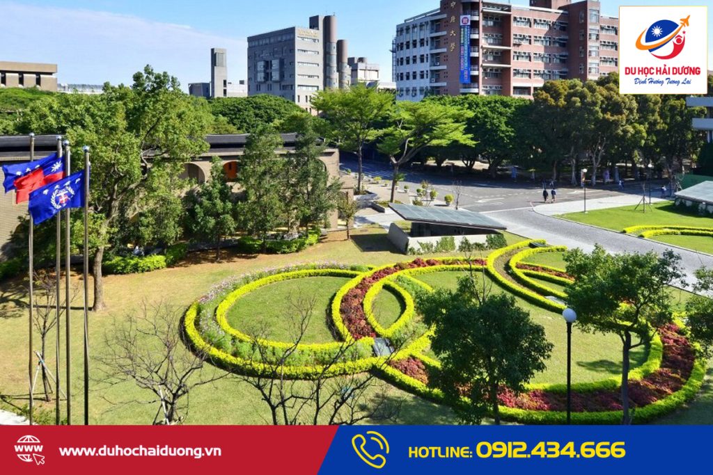 Du học Hệ Ngôn ngữ Đại học Trung Nguyên